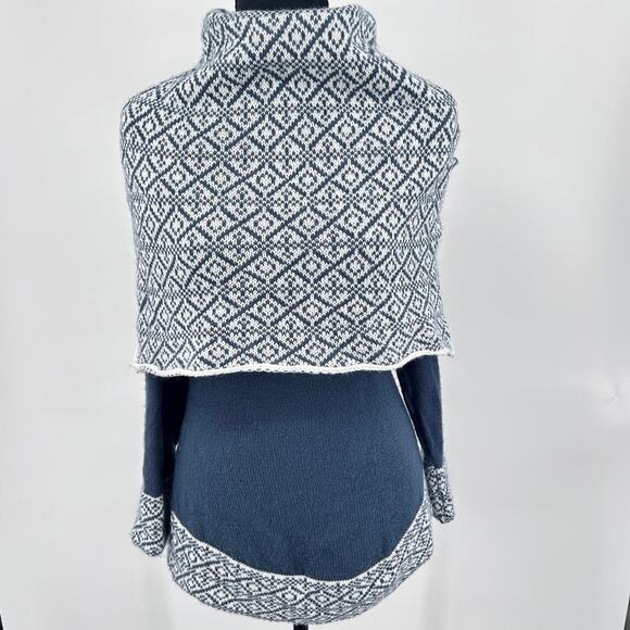 Alpaperu Sweater Women’s Peruvian Alpaca Fair Isle Cowl Shawl Blue White Small - Picture 4 of 9